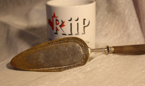 Antique Silver Plated Pie / Cake Lifter Server