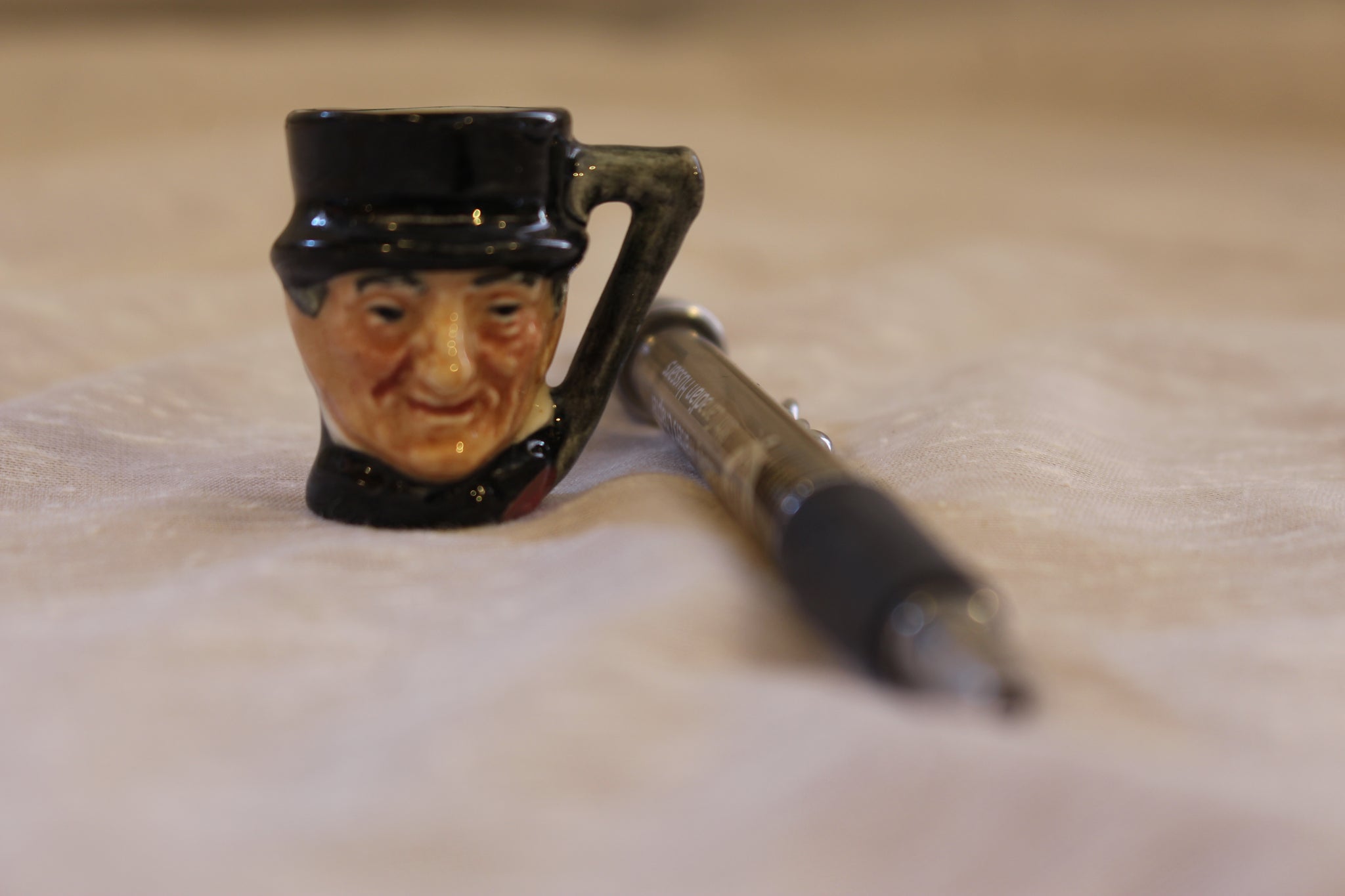 Cruche de personnage miniature Vintage ROYAL DOULTON John Peel