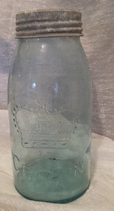 Crown Aqua Blue Mason / Tarro de conservas, cubierta de vidrio con tapa de zinc, anterior a 1928, colección vintage